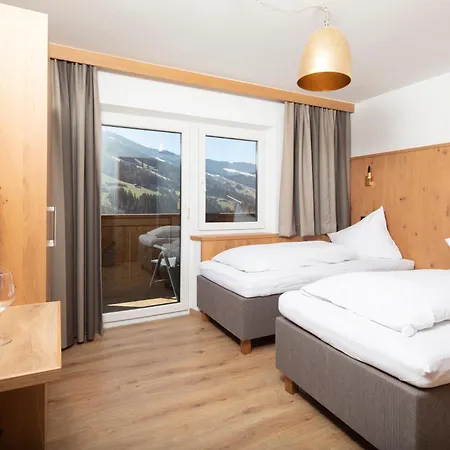 Andreas מלון אלפבאך