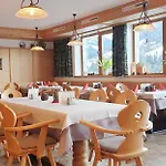 Andreas Hotel